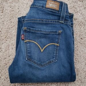 Levi Jeans  Legging Style